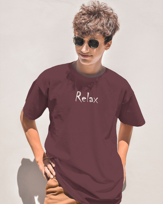 PRINTED GRAPHIC TEE IN MAROON // RELAX